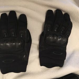 Oakley Tactical Glove-factory pilot